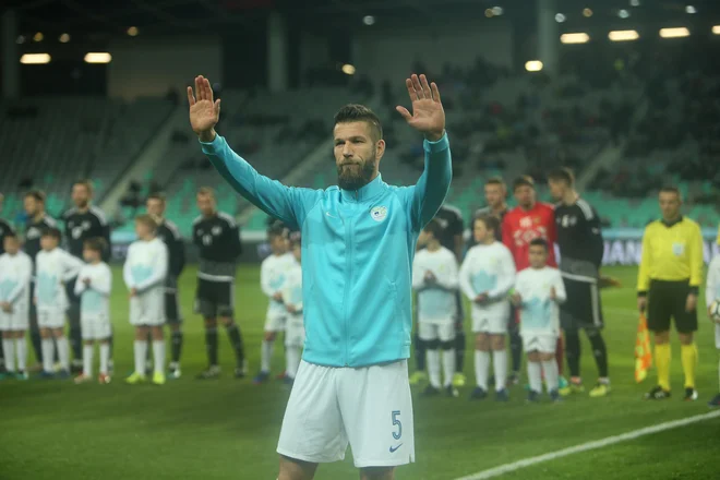 Rekorder po številu nastopov v članski izbrani vrsti Boštjan Cesar bo v bodoče kot selektor vodil slovensko reprezentanco do 19 let. FOTO: Jure Eržen