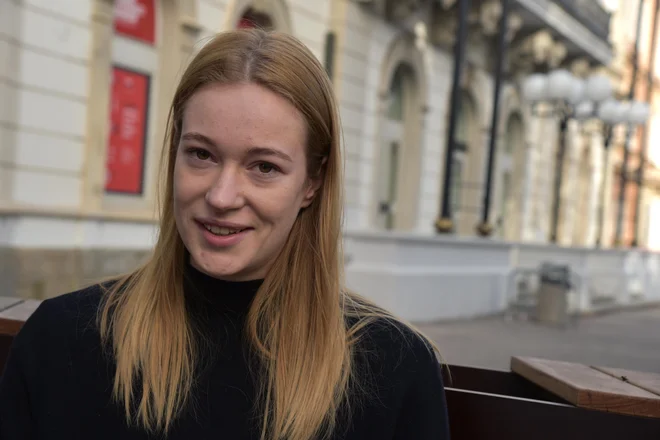 »Če ne veš, kdaj te bo kdo poklical in ali te po končanem projektu v bližnji prihodnosti spet čaka kakšna vloga, je to lahko zelo velik stres.« FOTO: Peter Rak