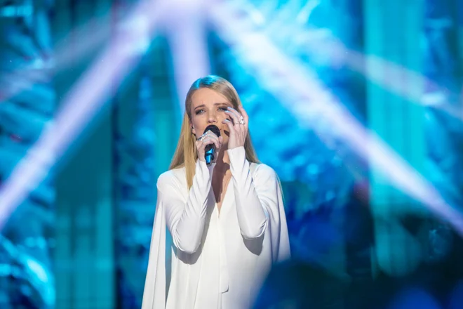Ana Soklič med lanskim nastopom na Emi. FOTO: Adrian Pregelj