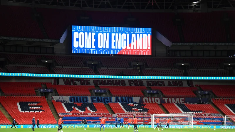 Fotografija: Wembley bo gostil eno polfinalno tekmo in finale 11. julija. FOTO: Toby Melville/Reuters