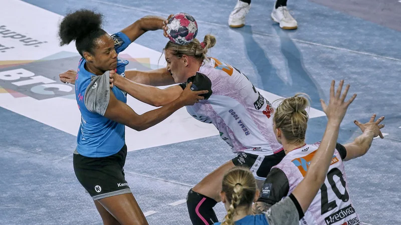 Fotografija: Oceane Sercien Ugolin se je izkazala v Krimovem dresu. FOTO: Blaž Samec