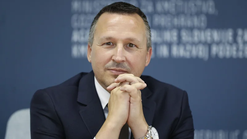 Fotografija: Miran Mihelič je bil za državnega sekretarja na kmetijskem ministrstvu imenovan 23. oktobra lani. Da je s te funkcije odstopil po pičlih 126 dneh, je pred dnevi poročal Dnevnik. FOTO: Leon Vidic/Delo