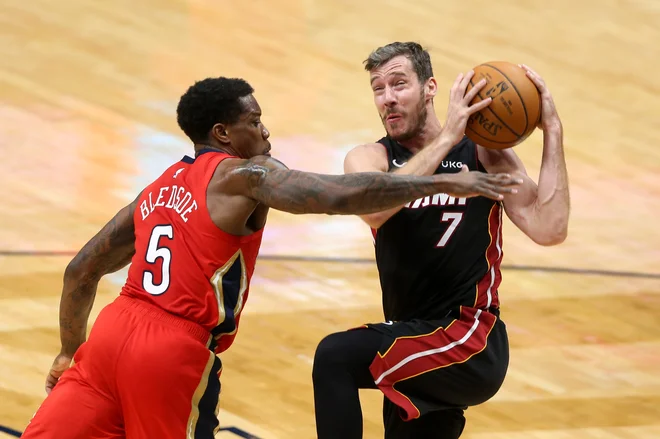 Goran Dragić je vstopil s klopi in dosegel 13 točk. FOTO: Chuck Cook/Usa Today Sports