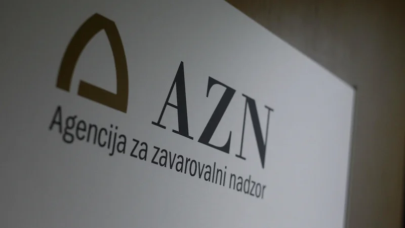Fotografija: Agencija za zavarovalni nadzor izjemoma dopušča, da kateri od subjektov nadzora ne ravna v skladu s priporočilom. FOTO: Leon Vidic/Delo