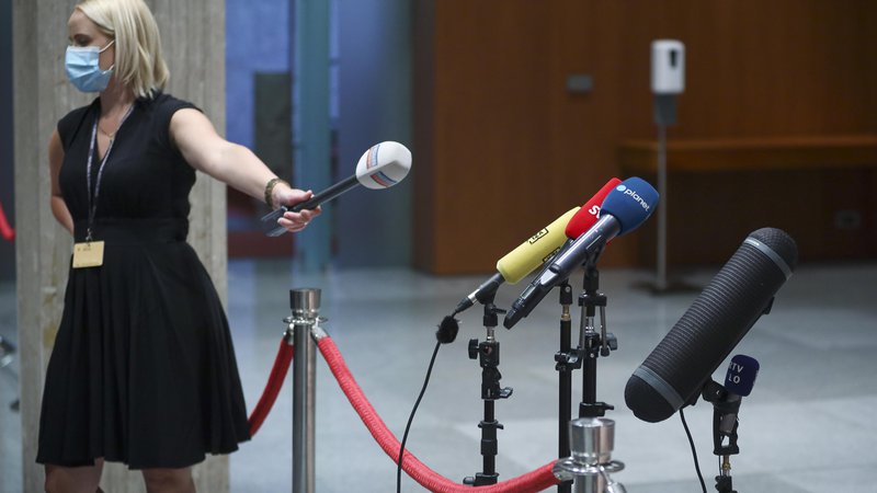 Fotografija: Vprašanje medijske svobode v Sloveniji bo prihodnji teden na dnevnem redu zasedanja Evropskega parlamenta. FOTO: Jože Suhadolnik/Delo