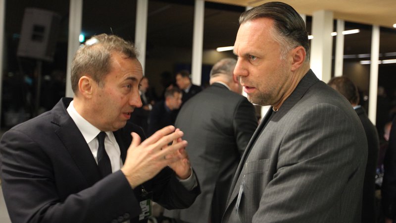 Fotografija: Novi predsednik sloveske sodniške organizacije je postal njen dolgoletni funkcionar David McDowell Zor (desno). FOTO: Jože Suhadolnik