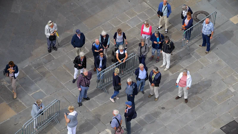 Fotografija: Upoštevati je treba, da ljudje smo, kar pač smo, zlasti ko nas merijo – ali ko smo mi sami tisti, ki merimo. FOTO: Jože Suhadolnik/Delo