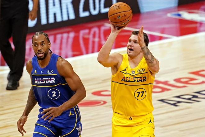 Luka Dončić je dodal svoj delež večeru, četudi je bil v zadnjih dneh rahlo poškodovan. FOTO: Dale Zanine/Usa Today Sports