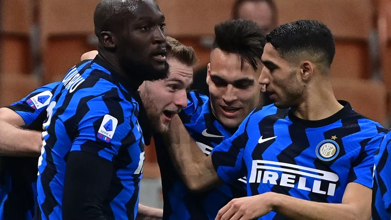 Fotografija: Inter je vse bližje osvojitvi naslova. FOTO: Miguel Medina/AFP