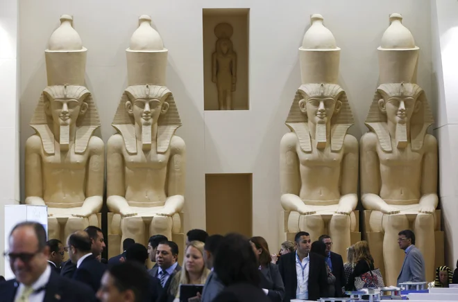 Turistični sejem ITB v Berlinu so morali lani ob izbruhu pandemije odpovedati. Leta 2019 so na njem našteli 160.000 obiskovalcev. FOTO: Fabrizio Bensch/Reuters