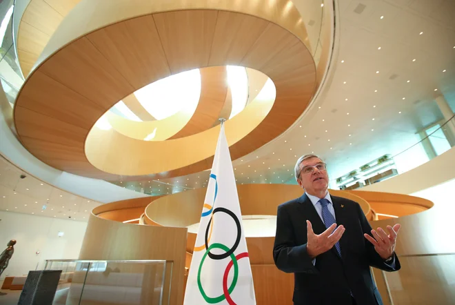 Thomas Bach bo še najmanj štiri leta prvi mož olimpijskega gibanja. FOTO: Denis Balibouse/Reuters