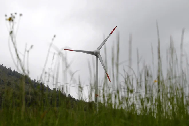 Z gradnjo novih manjših vetrnih elektrarn se bo v Sloveniji povečal delež rabe obnovljivih virov energije. FOTO: Mavric Pivk/Delo