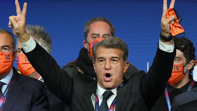 Fotografija: Barcelonin predsednik Joan Laporta večkrat izpostavi prav Lionela Messija. FOTO: Lluis Gene/AFP