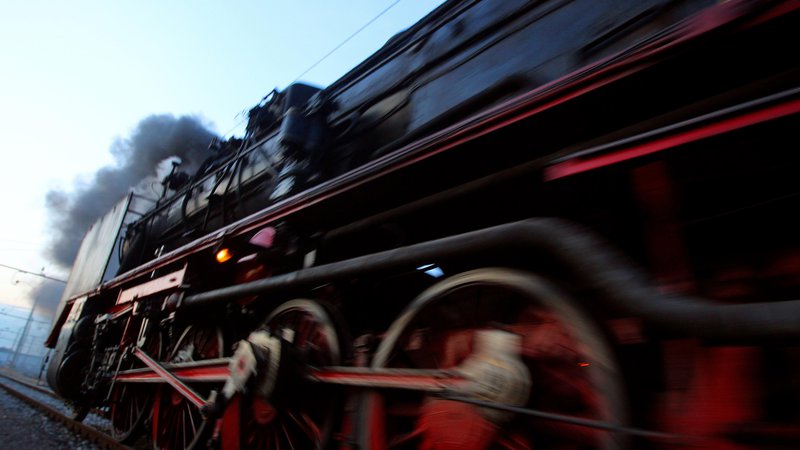 Fotografija: Vlak je bil povezan z idejo napredka. FOTO: Tomi Lombar/Delo 