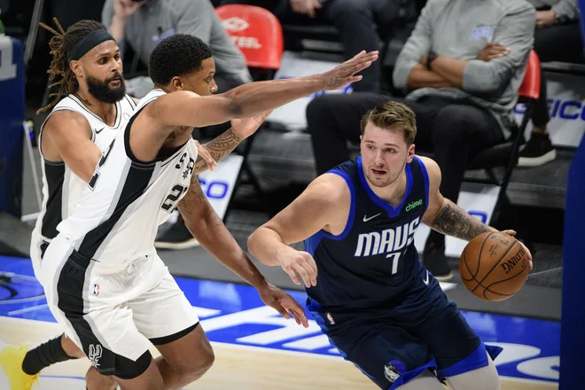 Luka Dončić je dosegel osmi trojni dvojček sezone in 33. v karieri. FOTO: Jerome Miron/Usa Today Sports