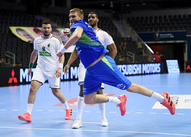Blaž Blagotinšek se je izkazal na črti. FOTO: Annegret Hilse/ Reuters