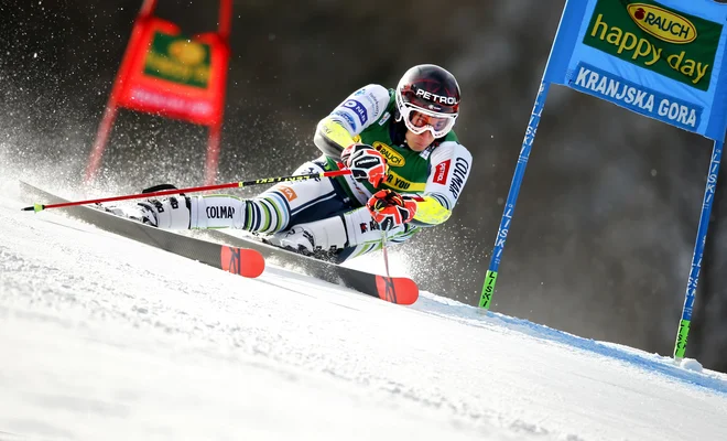 Žan Kranjec si na domačem prizorišču ni uresničil pričakovanj. FOTO: Matej Družnik/Delo