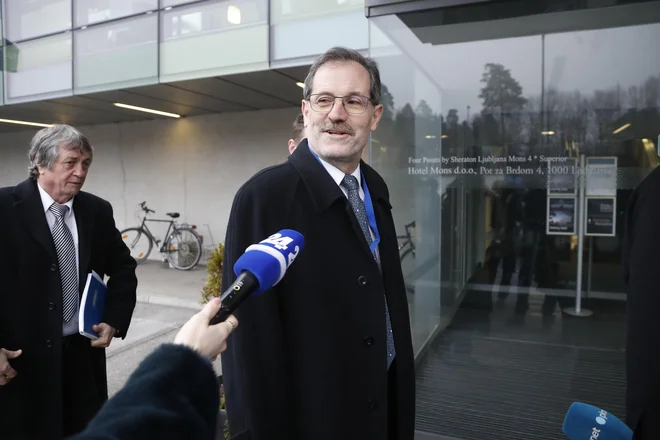 Jurij Lep, poslanec Desusa, napoveduje odhod iz poslanske skupine. FOTO: Leon Vidic/Delo