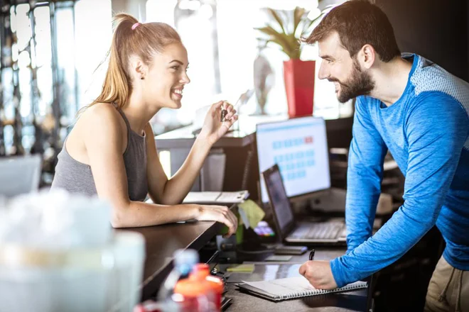 Tako kot ni nobene hranilne snovi ali hrane, ki bi bila zdrava ali nezdrava, nas tudi nobena hrana ali hranilo na splošno ne bo zredilo. FOTO:&nbsp;Shutterstock