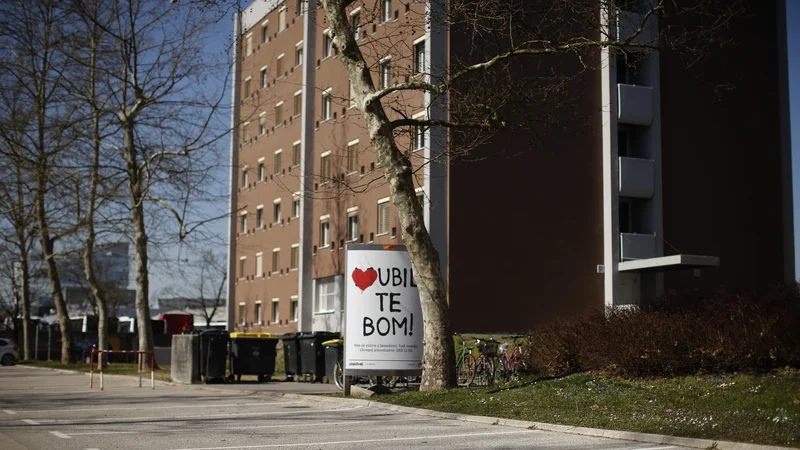 Fotografija: Prevladuje mnenje, da gre v družinskih tragedijah za skrajno ravnanje alkoholikov, odvisnikov od drog, duševno nestabilnih ljudi. A nasilje je prisotno tudi v navzven urejenih družinah. FOTO: Jure Eržen/Delo