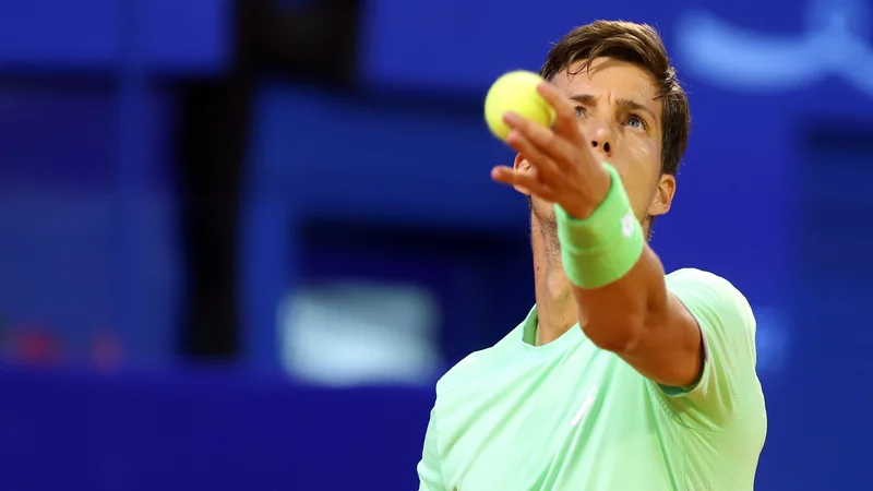 Fotografija: Aljaž Bedene je preskočil že drugo oviro v Dubaju. FOTO: Željko Hajdinjak/Cropix