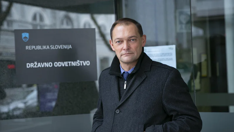 Fotografija: Državno odvetništvo, ki ga vodi generalni državni odvetnik Jurij Groznik, je po naših informacijah predlog za poravnavo zavrnilo.
FOTO: Jože Suhadolnik/Delo