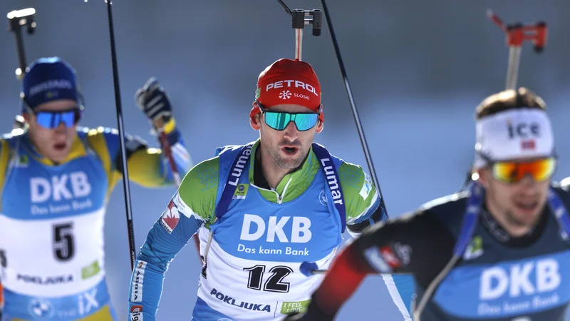 Fotografija: Jakov Fak (na sredini) je v zasledovanju pridobil kar 16 mest. FOTO: Matej Družnik/Delo