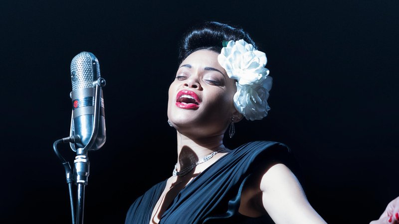 Fotografija: Billie Holiday (na fotografiji v upodobitvi Andre Day) še danes velja za največjo jazzovsko pevko vseh časov. FOTO: promocijsko gradivo