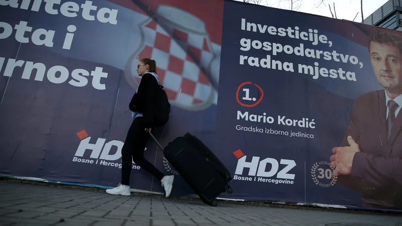 Fotografija: V ozadju načrta avtocestnega koridorja so tudi politični dogovori. Foto: Dado Ruvić/Reuters