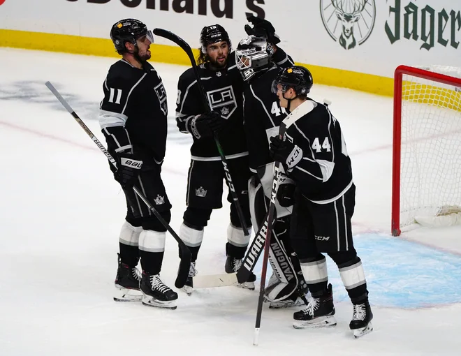 Anže Kopitar je z 29 asistencami na četrtem mestu najboljših podajalcev lige. FOTO: Gary A. Vasquez/Usa Today Sports