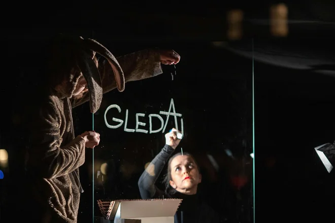 Tudi lutkarji so posegli po alternativnih oblikah igranja predstav. FOTO: Matej Povše