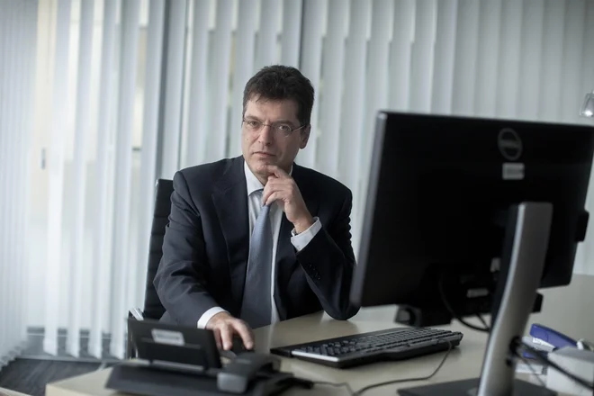 Janez Lenarčič upa, da bo v Sloveniji prevladalo zavedanje, da kritično pisanje medijev do oblasti ni nekaj nenormalnega.FOTO: Voranc Vogel/Delo