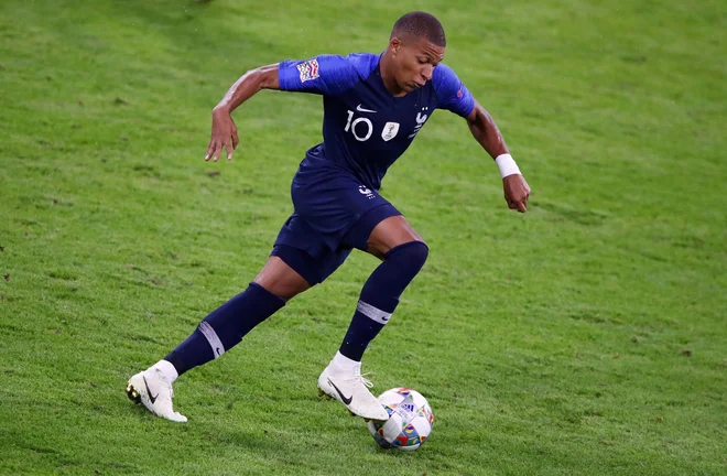 Kylian Mbappe bo znova ena od glavnih perjanic francoske nogometne vrhunskosti. FOTO: Wolfgang Rattay/Reuters