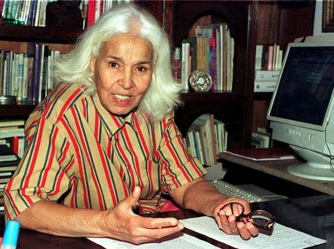 &raquo;Rekli so, da sem divja in nevarna ženska,&laquo; je zapisala pisateljica <strong>Nawal El Saadawi</strong>, ki se je vse življenje borila za politične in spolne pravice žensk. FOTO: Reuters