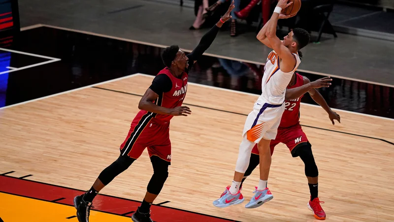 Fotografija: Najboljši strelec Phoenixa je bil Devin Booker s 23 točkami. FOTO: Jasen Vinlove/Usa Today Sports