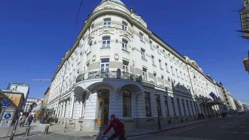 Fotografija: Skupina Union hoteli ima v lasti pet hotelov v strogem središču mesta, med njimi tudi znameniti Grand hotel Union. Foto Jože Suhadolnik