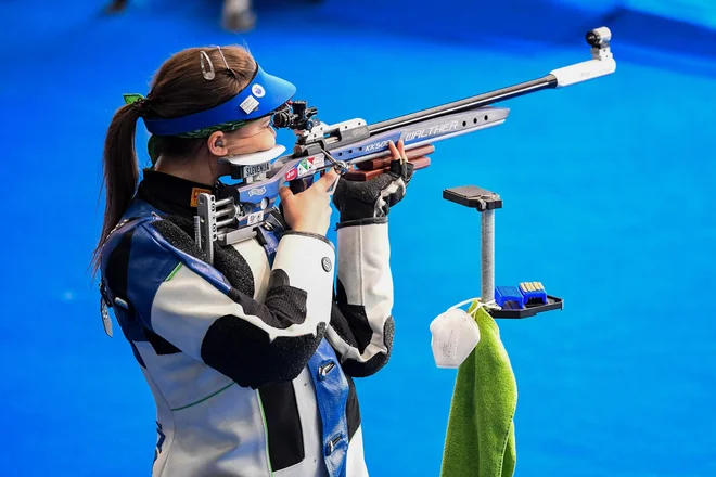 Živa Dvoršak je posamični zmagi dodala še sedmo mesto na ekipni tekmi. FOTO: Prakash Singh/AFP