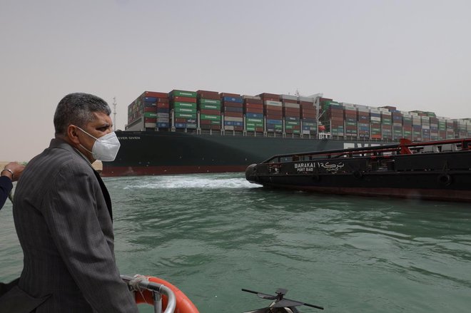 Osama Rabie, vodja službe, ki upravlja Sueški prekop. FOTO: Handout via Reuters