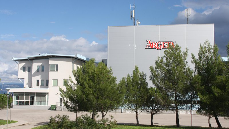 Fotografija: Načrti za novo Argetine tovarno pri Varaždinu ne pomenijo umika iz Izole, kjer ohranjajo tudi razvoj, poudarjajo v Atlantic Grupi. FOTO: Boris Šuligoj