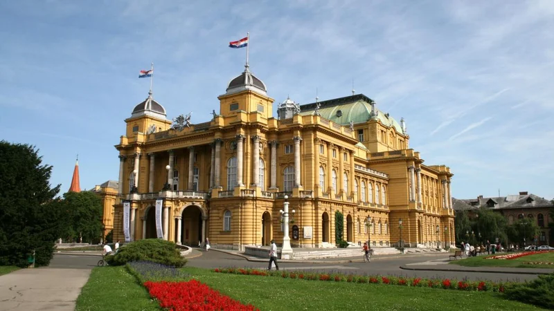 Fotografija: Vsa gledališča in kultura nasploh so bila na Hrvaškem zaprta lani od sredine marca do sredine maja; od takrat ob upoštevanju ukrepov za preprečitev širjenja virusa deluje vsa profesionalna kultura. FOTO: Wikipedija