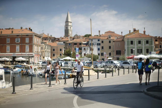 V izolski občini so, podobno kot v drugih turističnih občinah, zavrnili zahtevke za znižanje lanske pavšalne turistične takse. FOTO: Jure Eržen/Delo