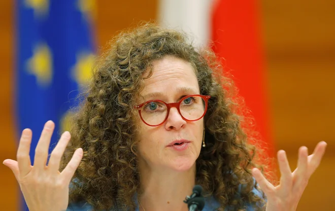 Vodja skupine za spremljanje demokracije, vladavine prava in temeljnih svoboščin v evropskem parlamentu Sophie in &#39;t Veld vidi dve resni skrbi glede Slovenije &ndash; medijsko svobodo in pritisk na tožilce. FOTO: Reuters
