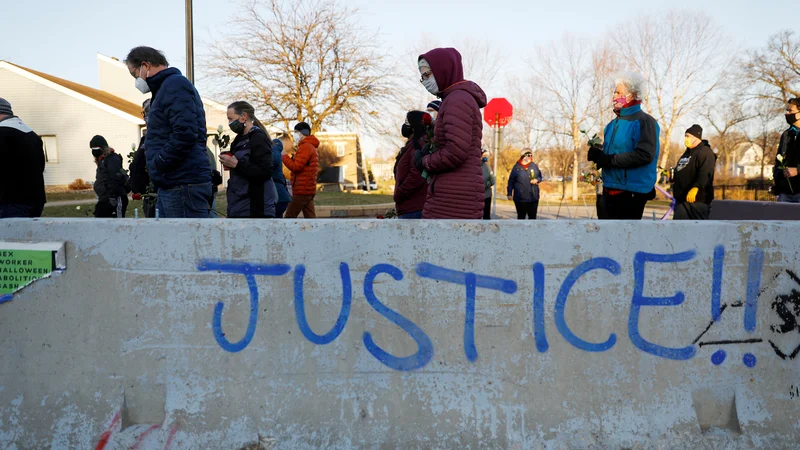 Fotografija: Demonstracije na Trgu Georgea Floyda v Minneapolisu. FOTO: Octavio Jones/Reuters