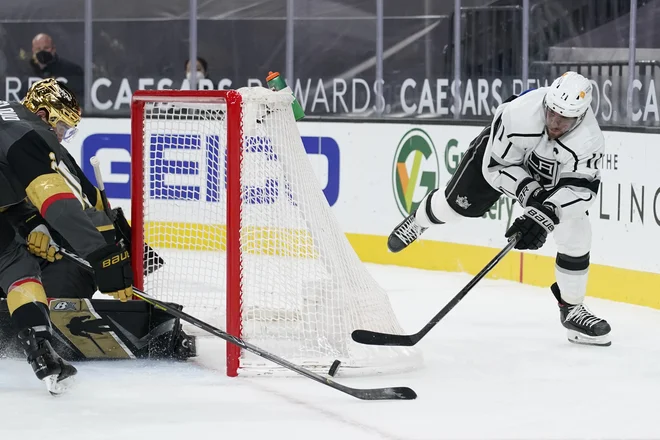 Anže Kopitar ni našel poti do gola. FOTO: John Locher/USA Today Sports