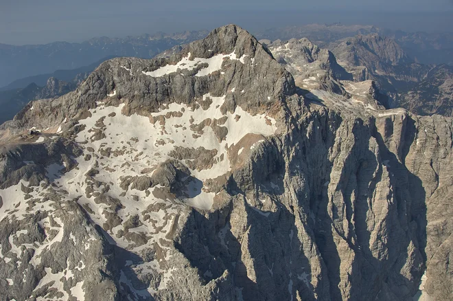 Triglav s severno steno. FOTO: Matevž Lenarčič