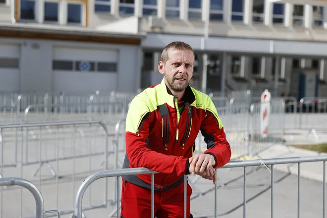»Nas ne zanima, kako delajo drugi, mi že od vsega začetka skrbimo za našo populacijo,« pravi Primož Velikonja. FOTO: Leon Vidic/Delo