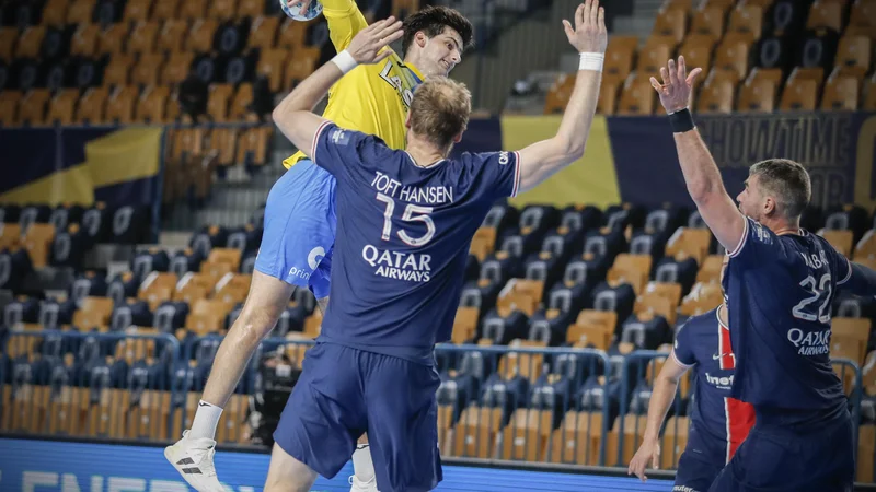 Fotografija: Arsenije Dragišević je bil redka svetla točka v celjski ekipi. FOTO: Uroš Hočevar