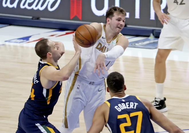 Dončić se je poigraval s tekmeci. FOTO: Kevin Jairaj/USA Today Sports