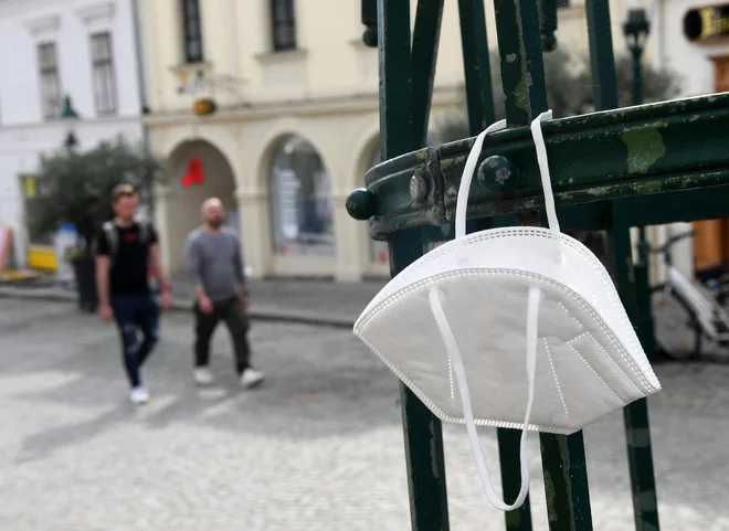 Avstrijske zvezne dežele Spodnja Avstrija, Gradiščansko in Dunaj so se zavzele za podaljšanje strogih ukrepov za zajezitev novega koronavirusa. FOTO: Helmut Fohringer/AFP