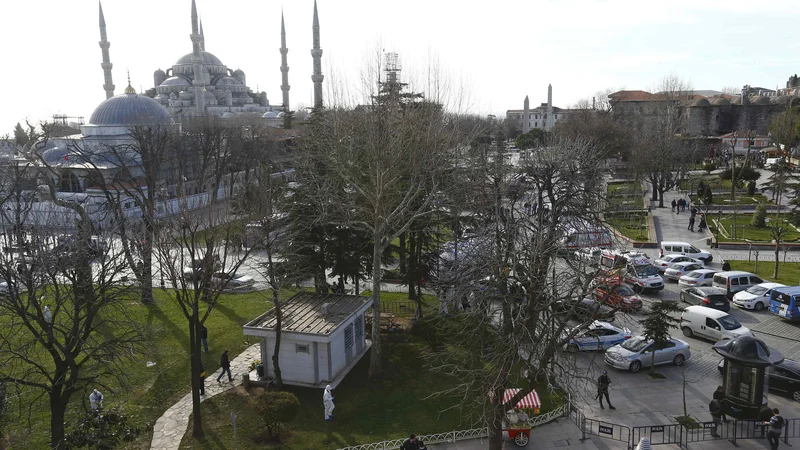Fotografija: Teroristični napad se je zgodil v jedru Istanbula. FOTO: Murad Sezer/Reuters Pictures